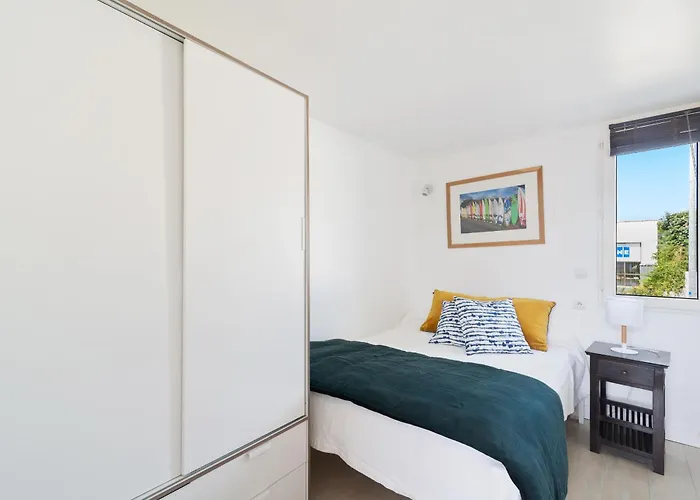 Surf 300m De La ビアリッツ