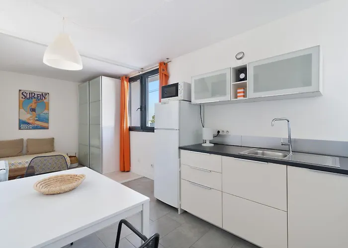 アパート Surf 300m De La *