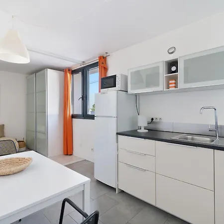 Apartment Surf 300m De La *