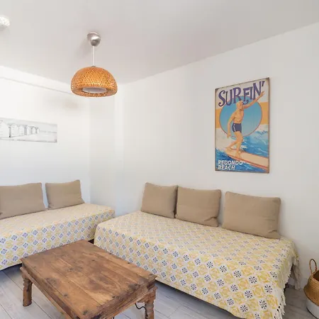 Surf 300m De La Apartment